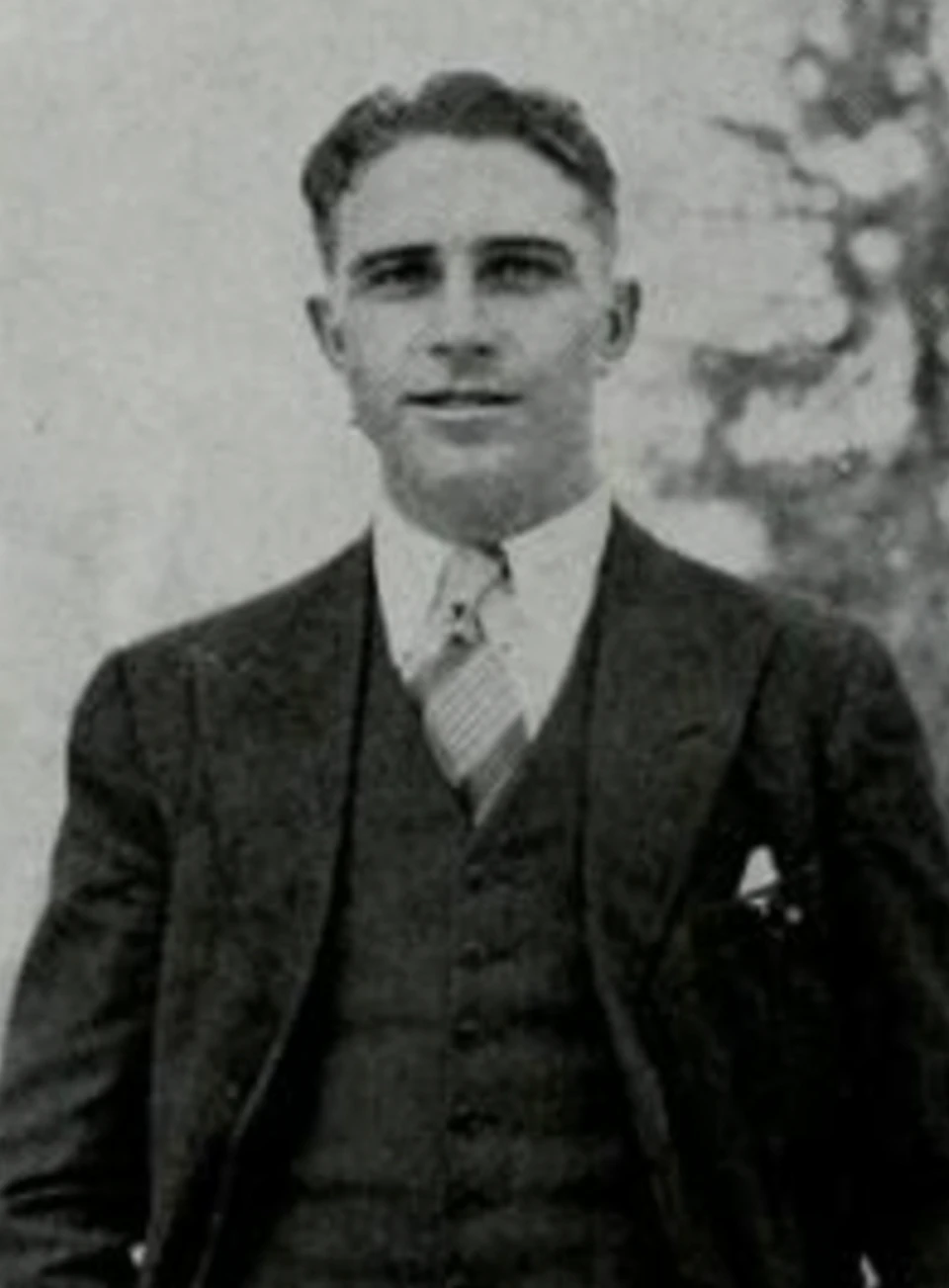 Photo of Lloyd Shields